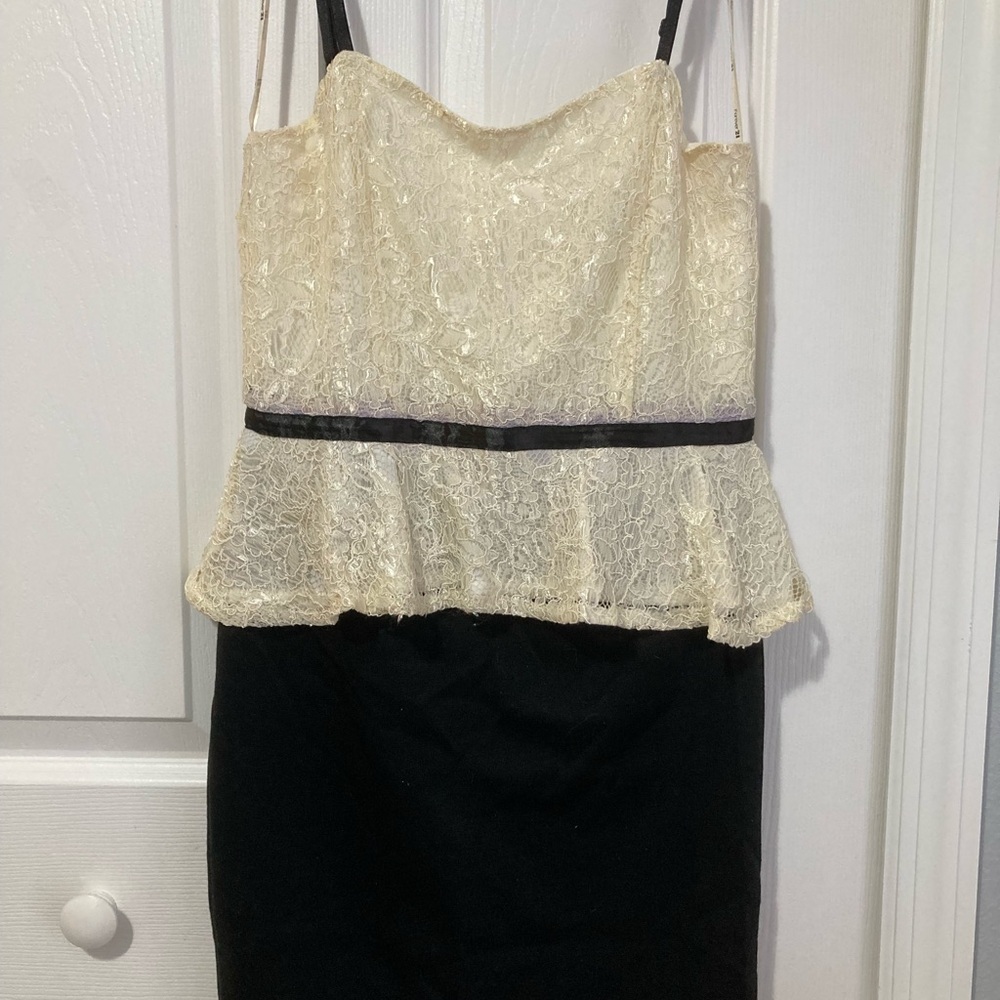 Elegant Lace Peplum Dress